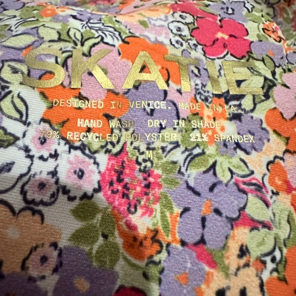 Skatie Swim in Montecito - Picture 3 of 3